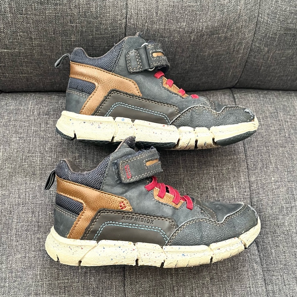GEOX Kids Respira Leather Booties Little Boy Casual Shoes size 11.5 Grey Brown
